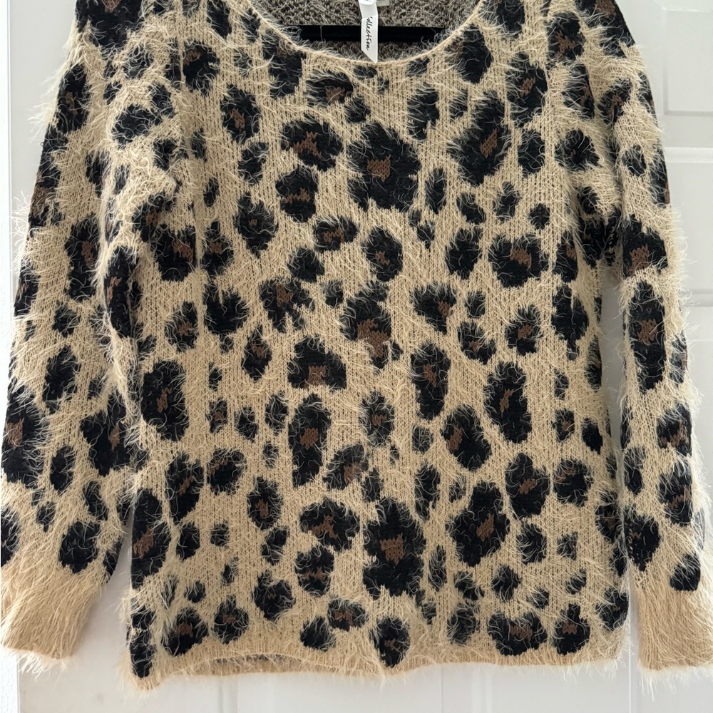 NY collection sweater
